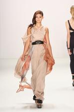 mbfw s/s 2011: AQ1